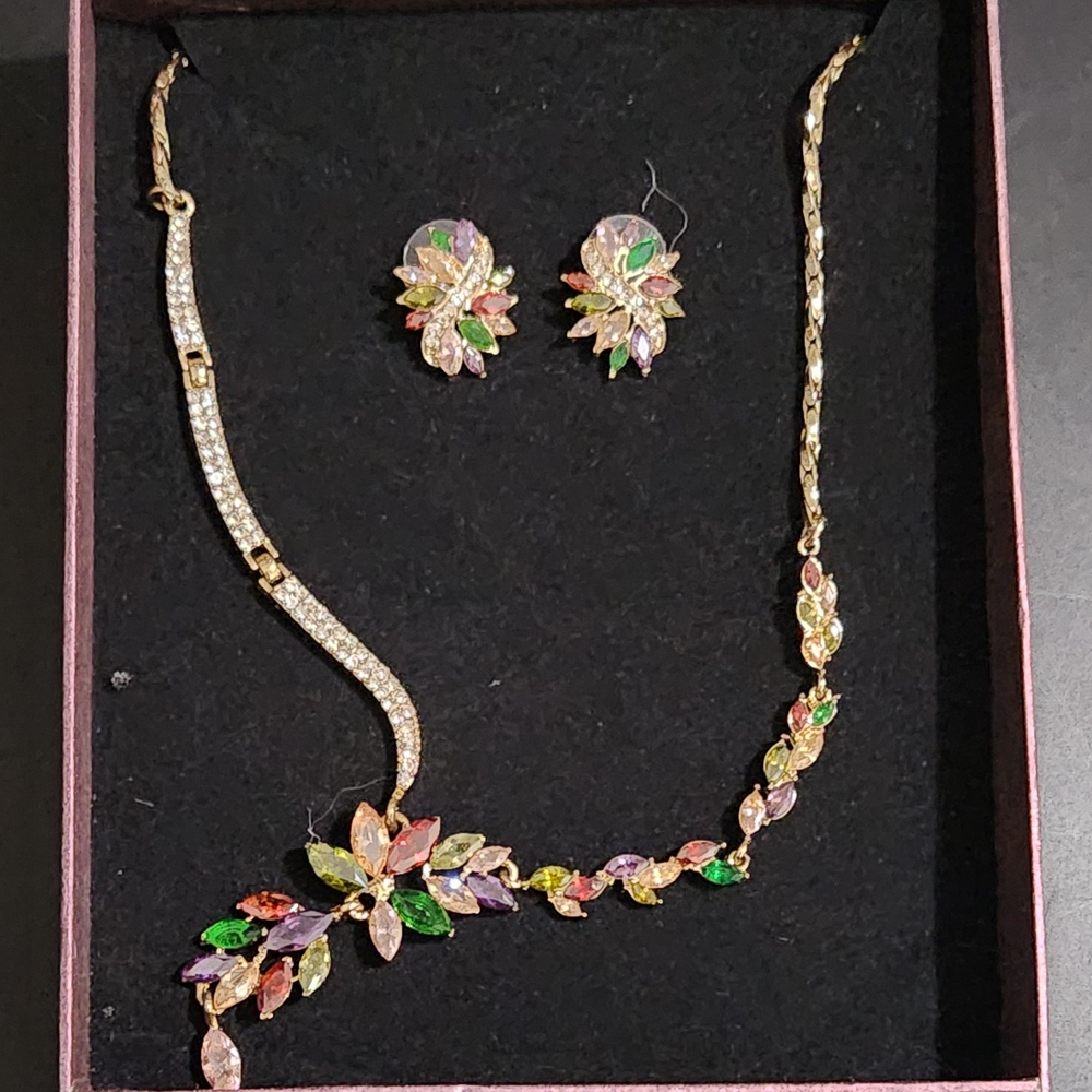 Elegant Multicolor Gemstone Necklace and Earring Set